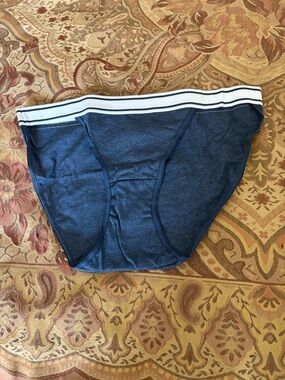 Woman’s Navy Blue Cotton Briefs with Contrast Waistband